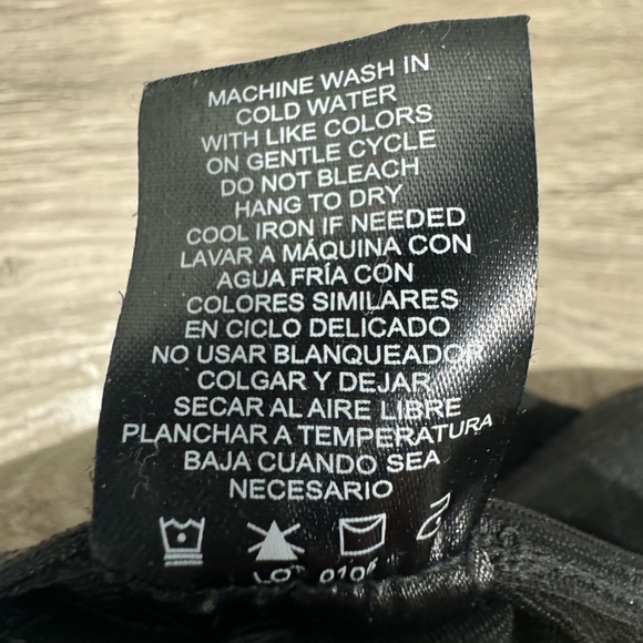 Hilary Radley Black & Gray Plaid Pants Size M - Picture 15 of 16